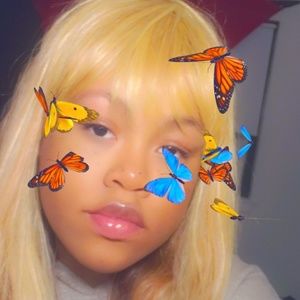 Meet your Posher, Crystal